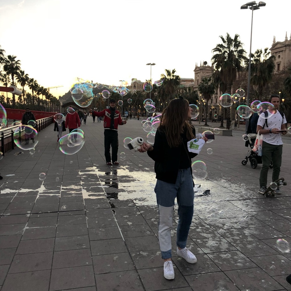 Brandy Melville blue/white patch mom jeans